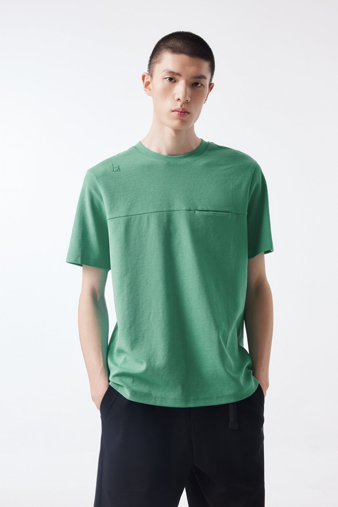 COOL+ cool touch casual T-shirt 